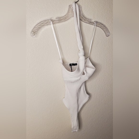 Zara Ribbed Knotted Front Bodysuit in Pearl White - Picture 4 of 8